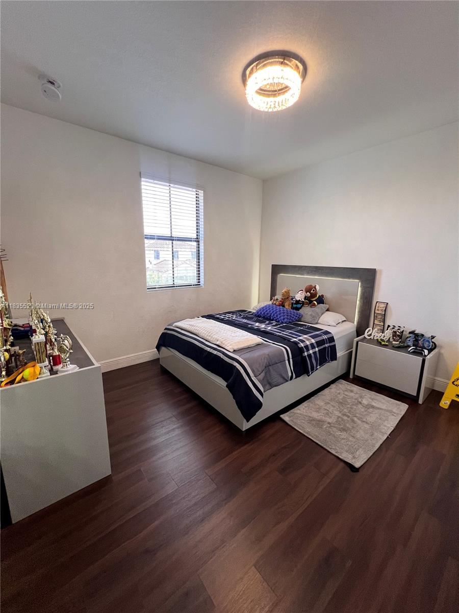 9866 NW 10th St, Miami, Florida image 26