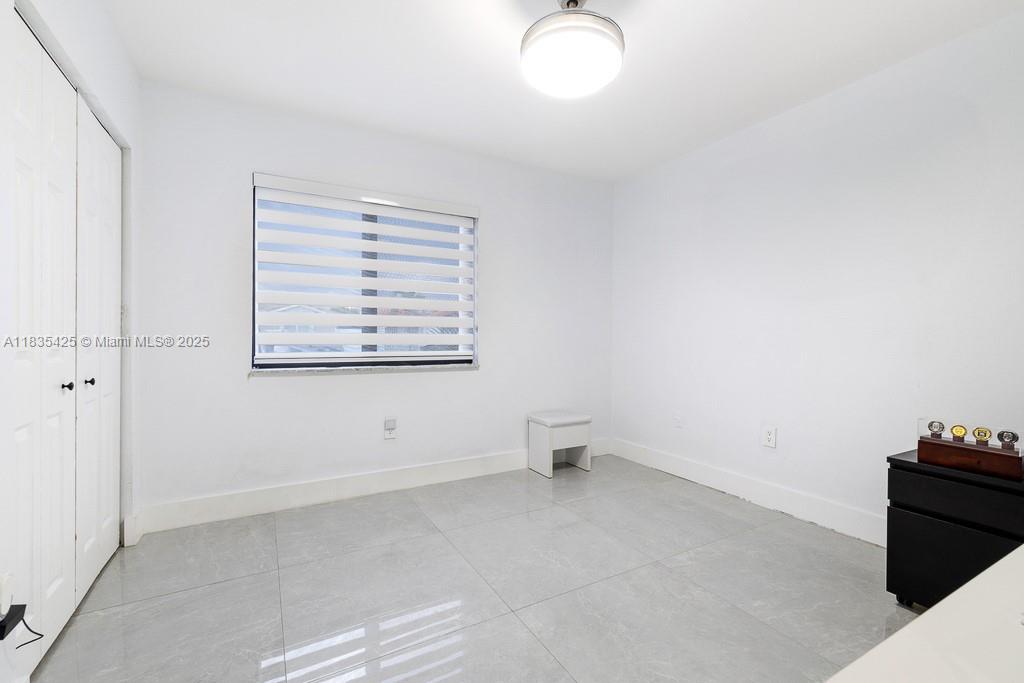 7029 W 29th Way, Hialeah, Florida image 11