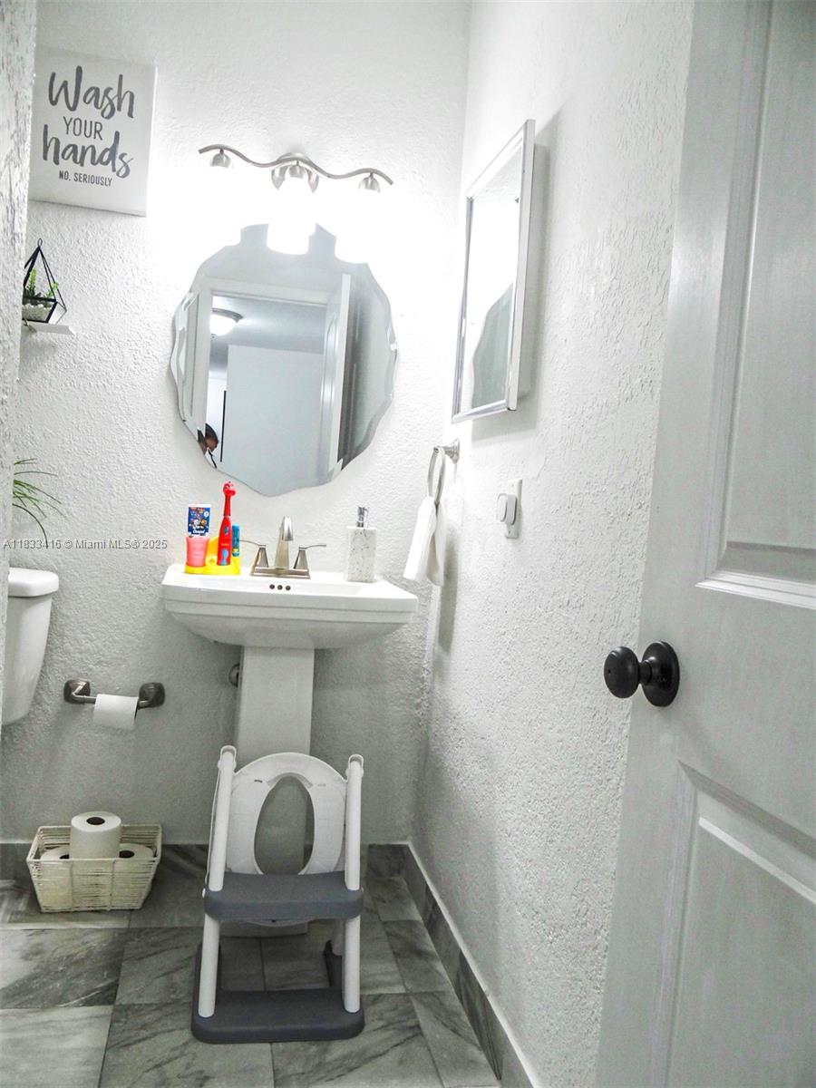 7310 W 2nd Way #7310, Hialeah, Florida image 21