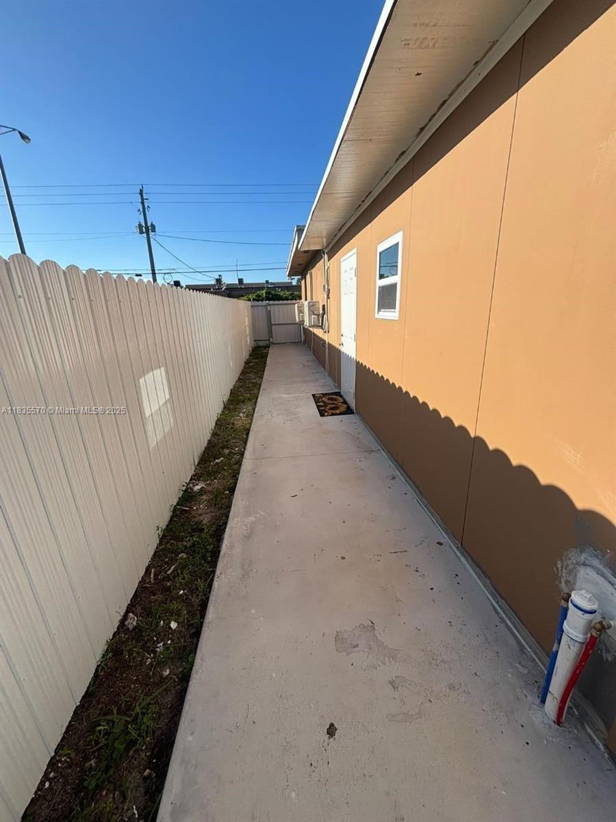 Property photo # 0