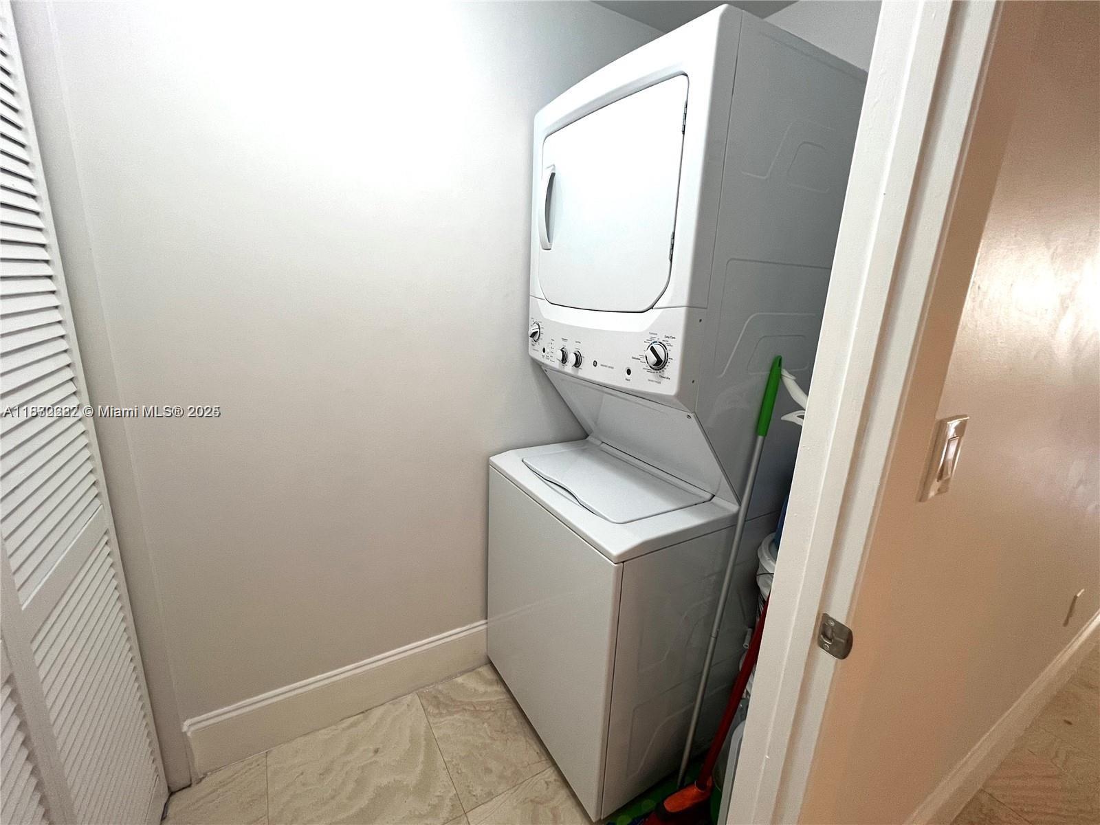 1830 S Ocean Dr #4611, Hallandale Beach, Florida image 17
