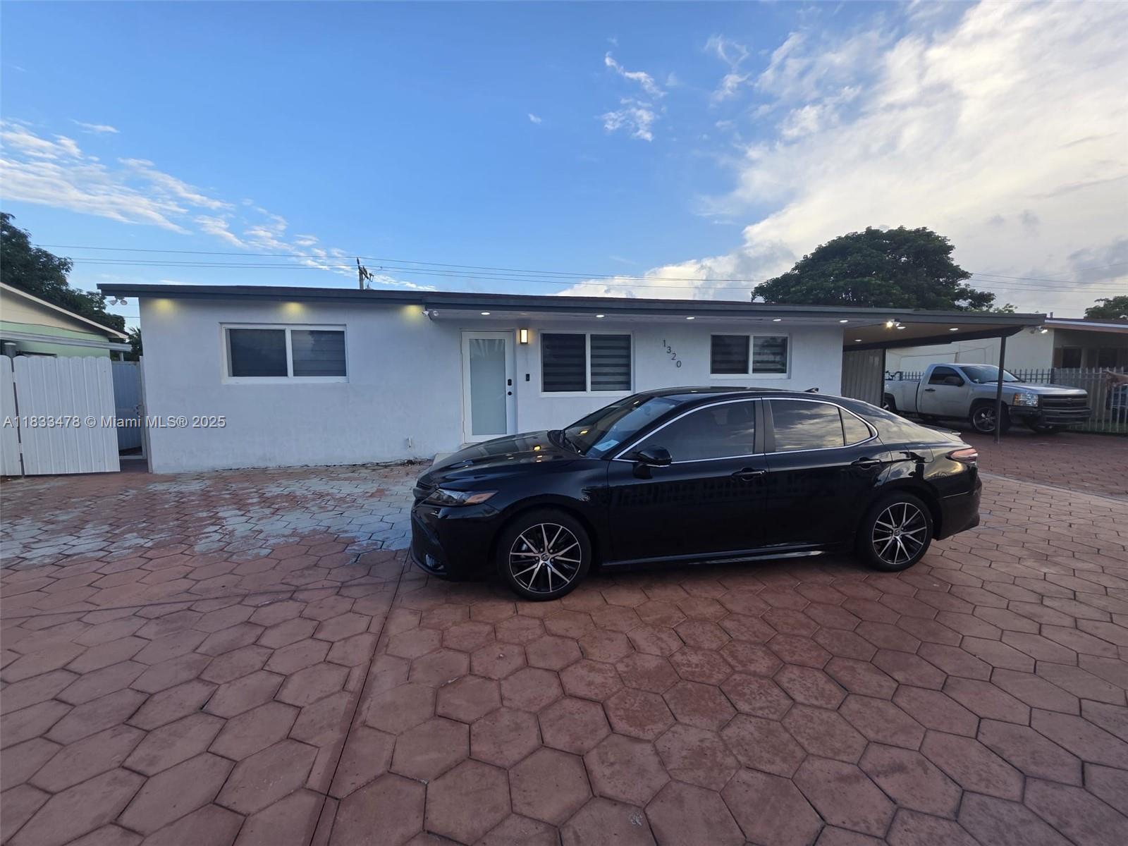 1320 179th Ter, Miami Gardens, Florida 33169