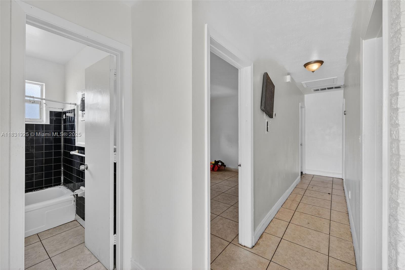 2779 NW 9th Pl, Fort Lauderdale, Florida image 14