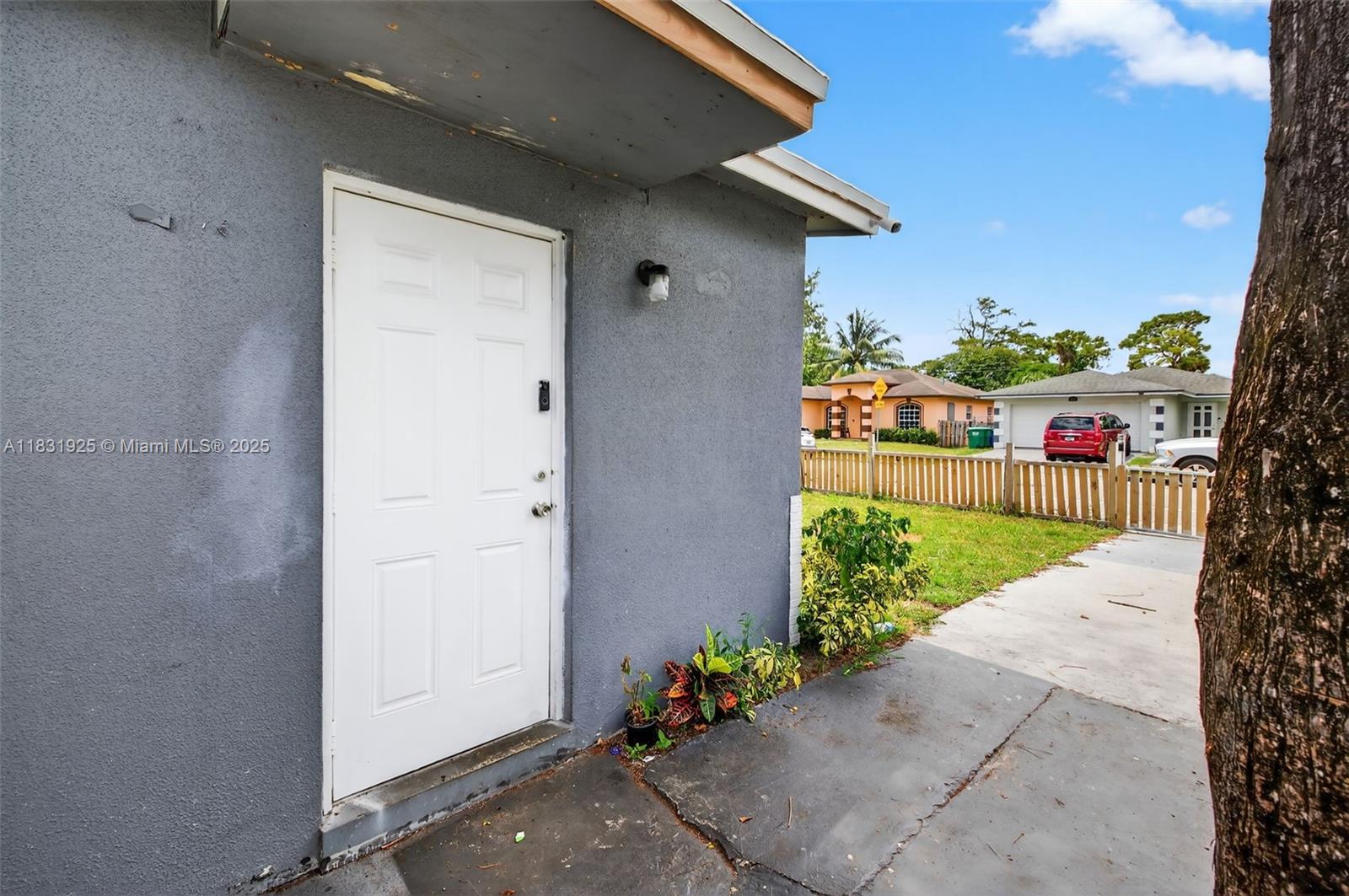 2779 NW 9th Pl, Fort Lauderdale, Florida image 4