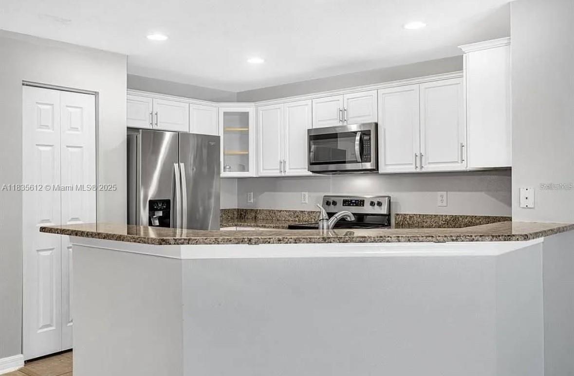 10919 Kensington Park Avenue, Riverview, Florida image 3