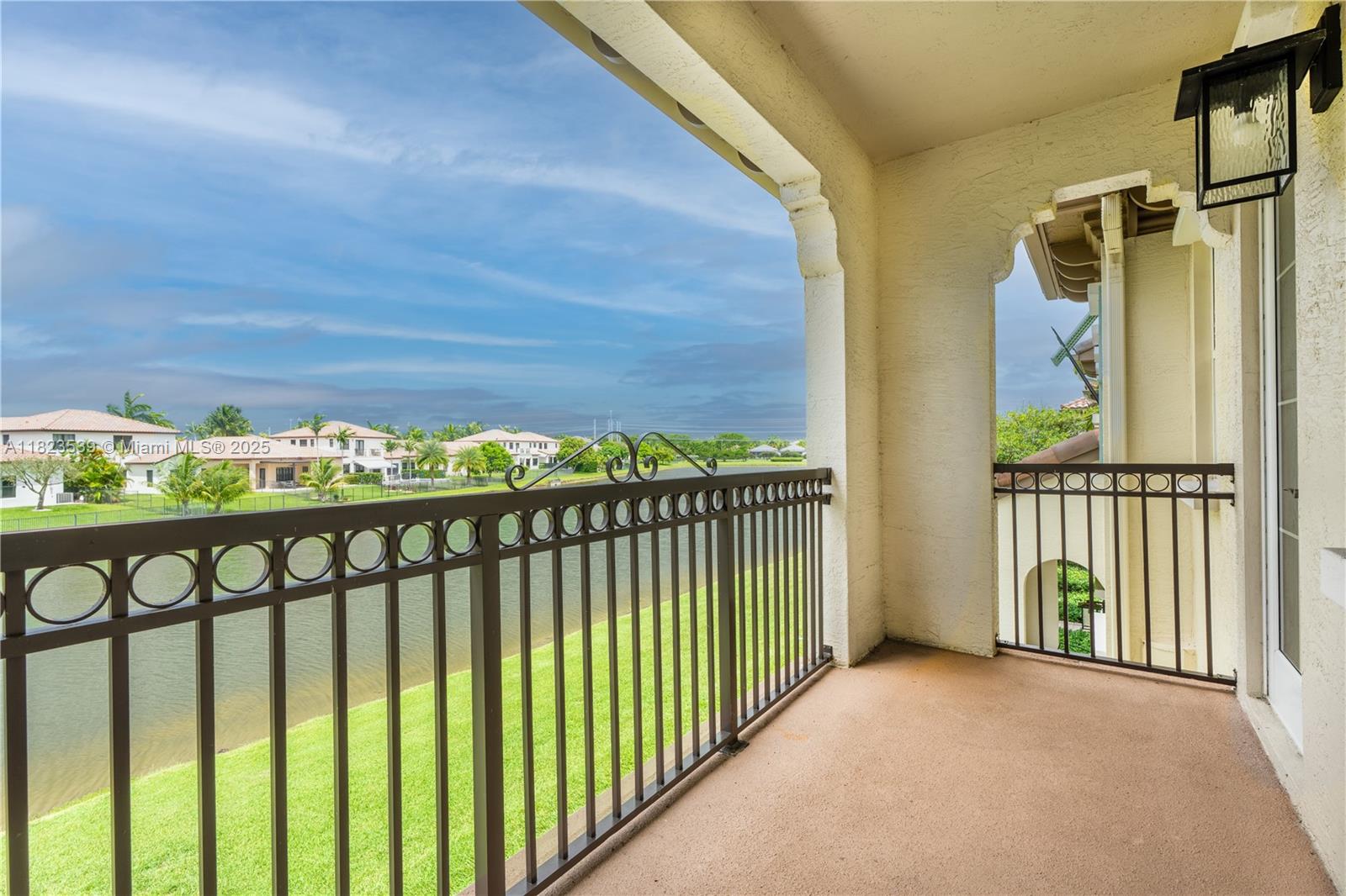 4375 Cascada Cir, Cooper City, Florida image 3