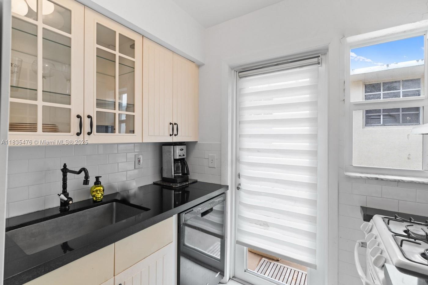Property photo # 7