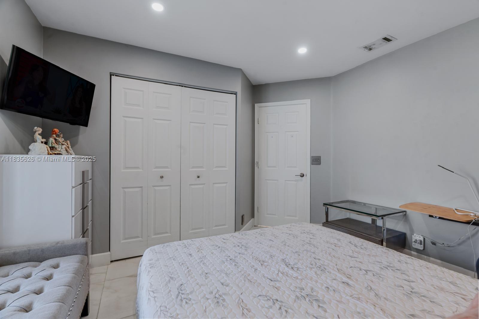 18396 NW 6th St, Pembroke Pines, Florida image 15