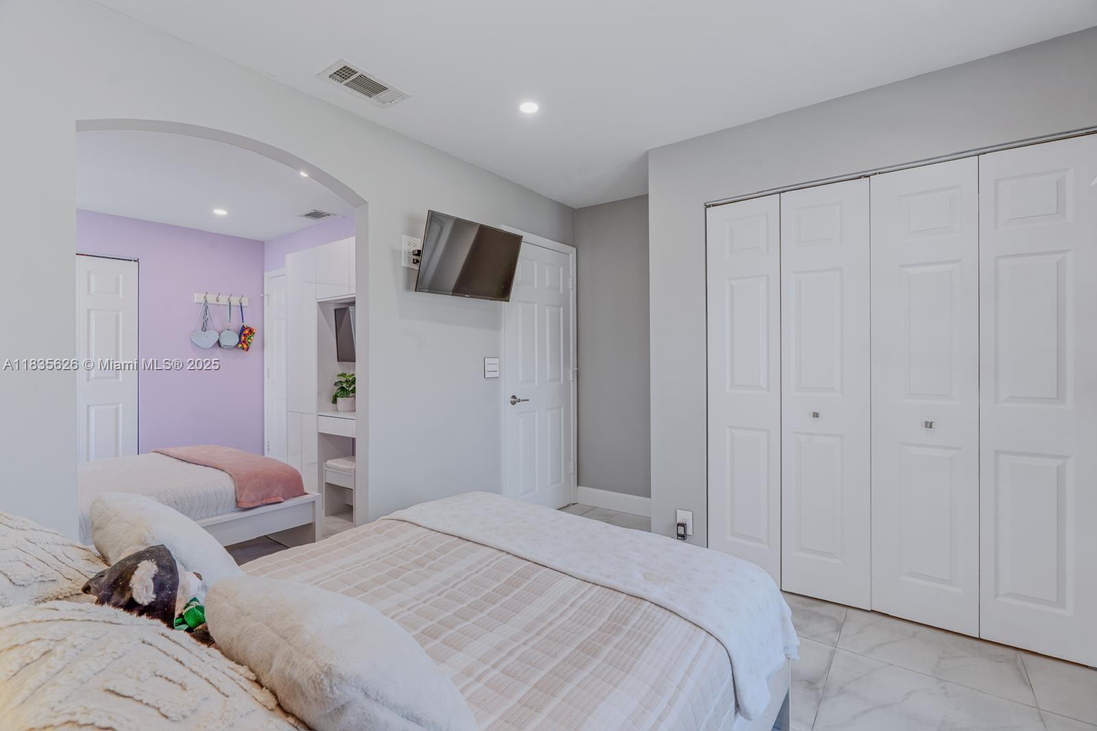 18396 NW 6th St, Pembroke Pines, Florida image 20