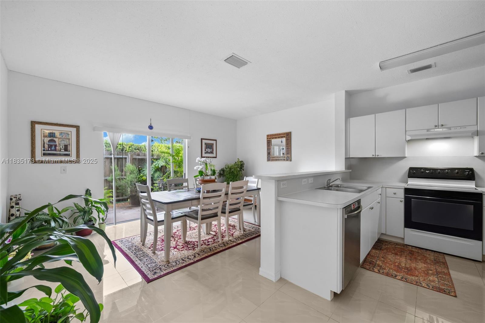 Property photo # 3