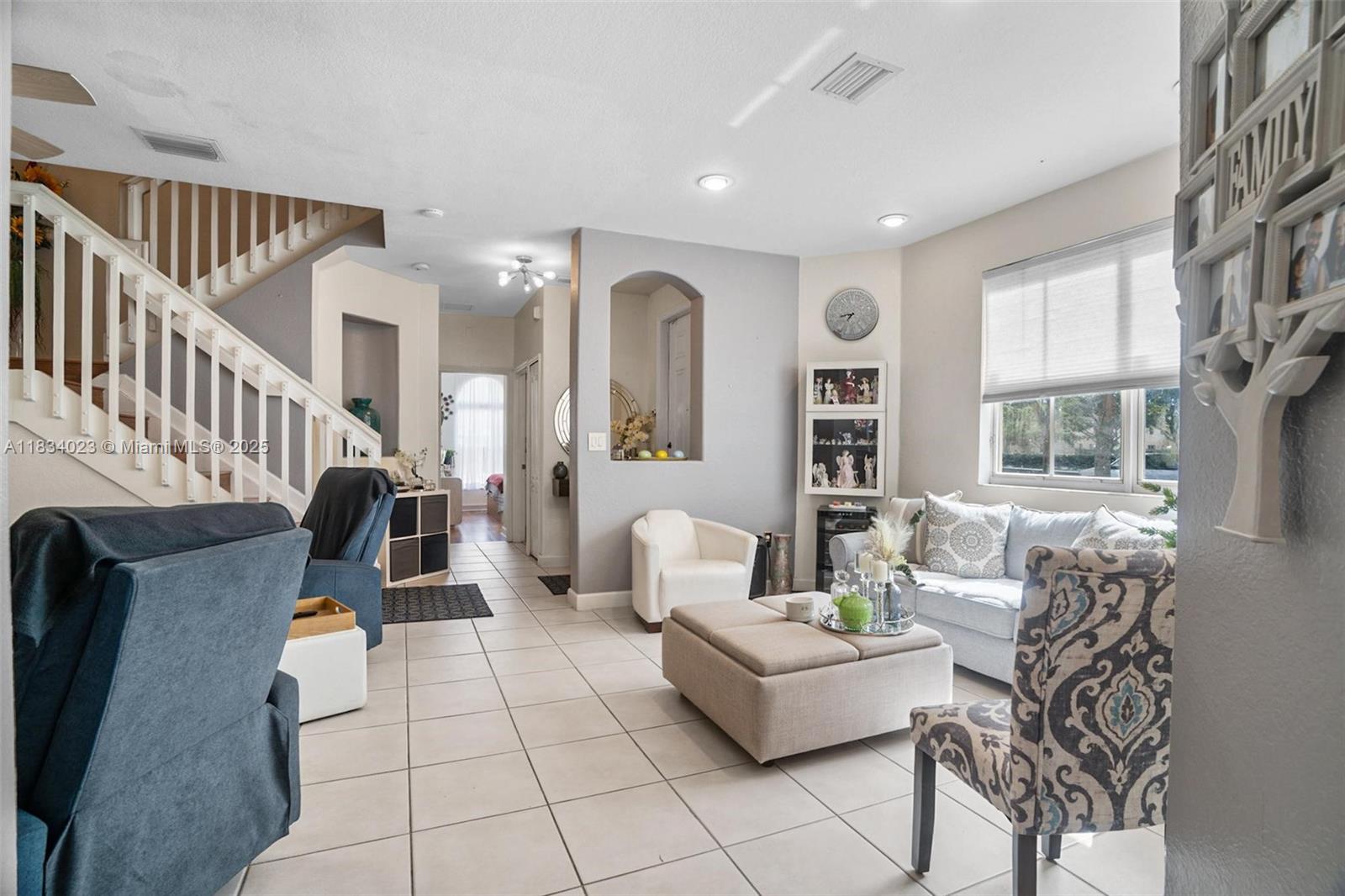 Property photo # 9