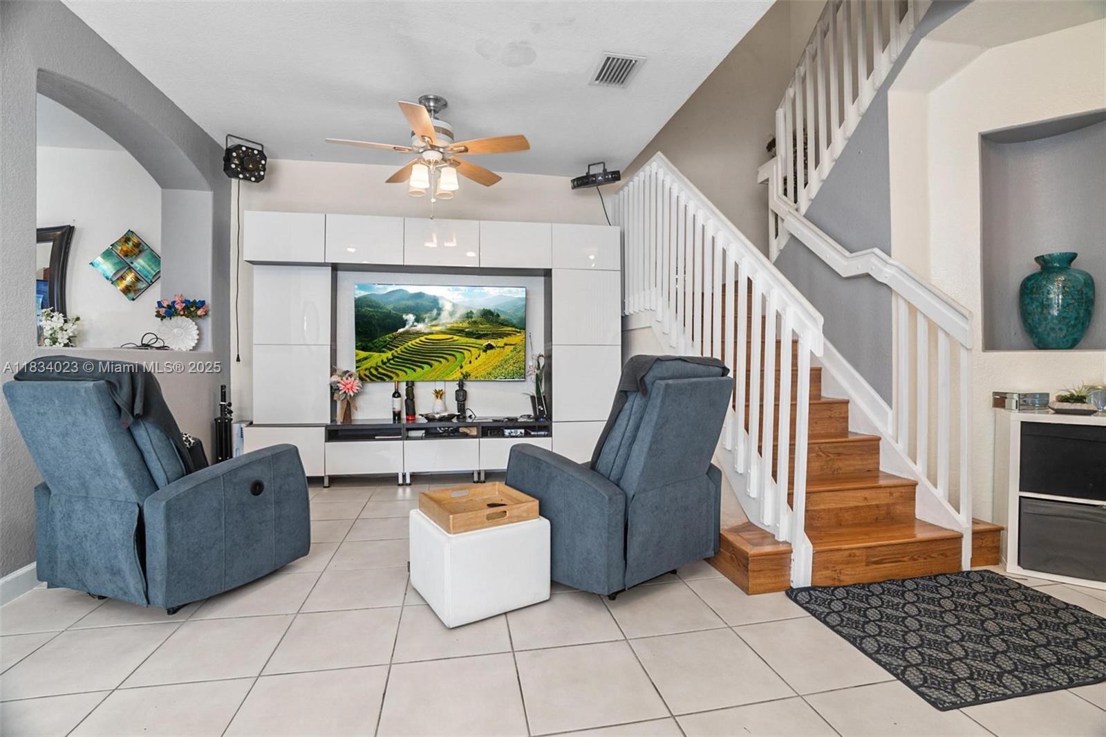 Property photo # 4