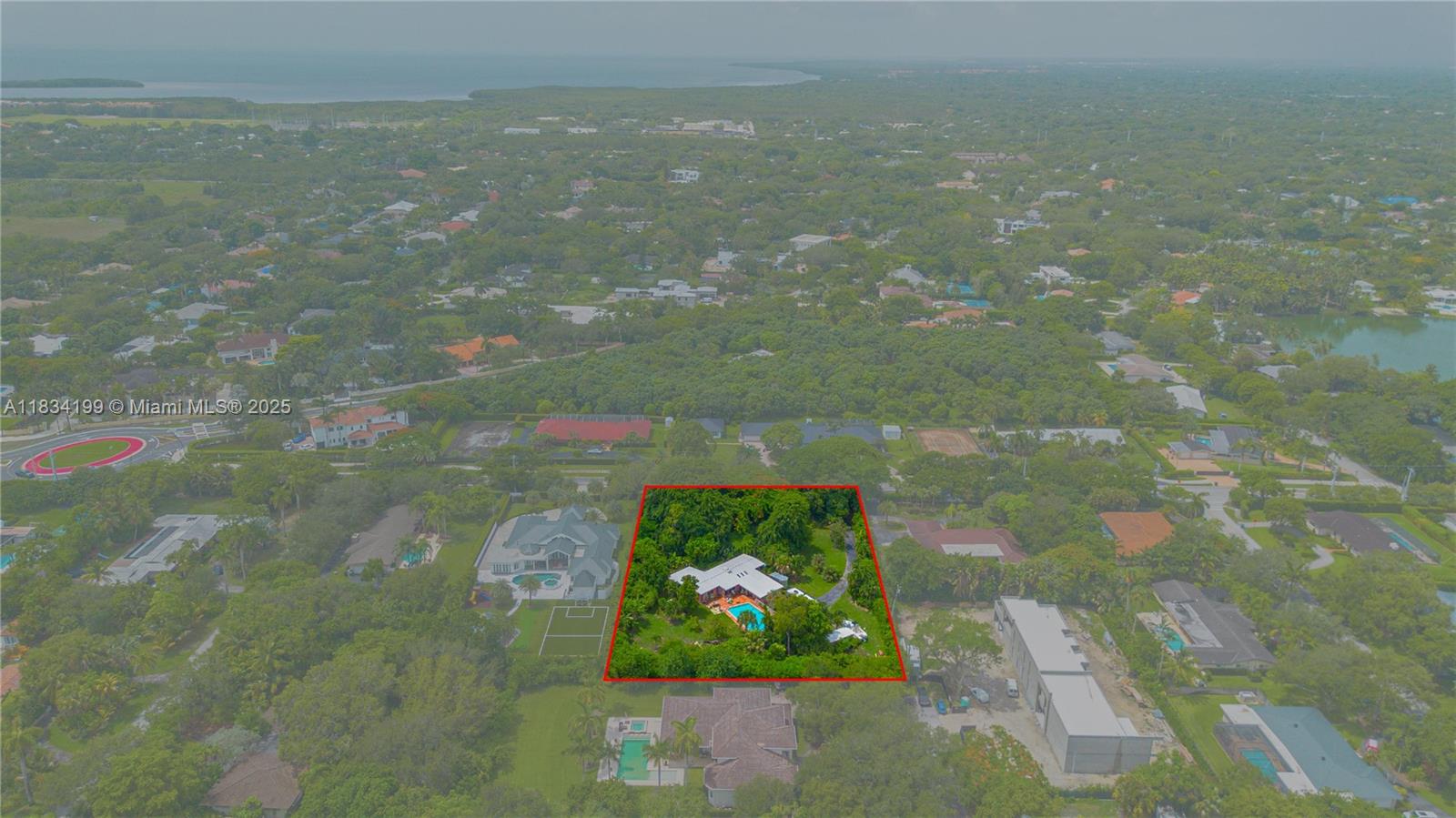6801 SW 136th St, Pinecrest, Florida image 2