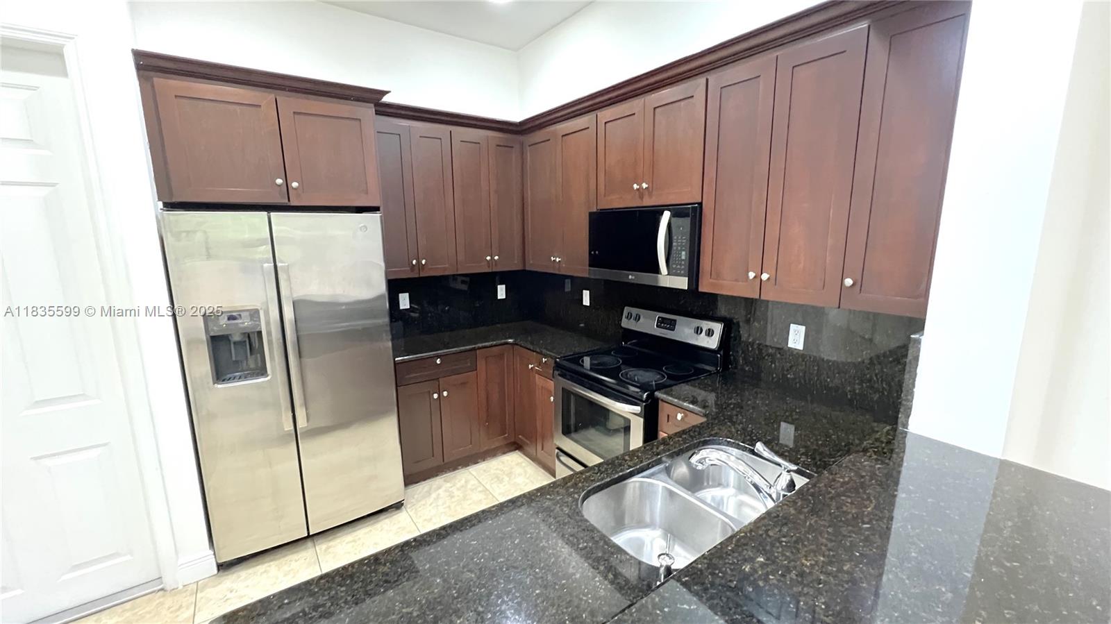 Property photo # 7