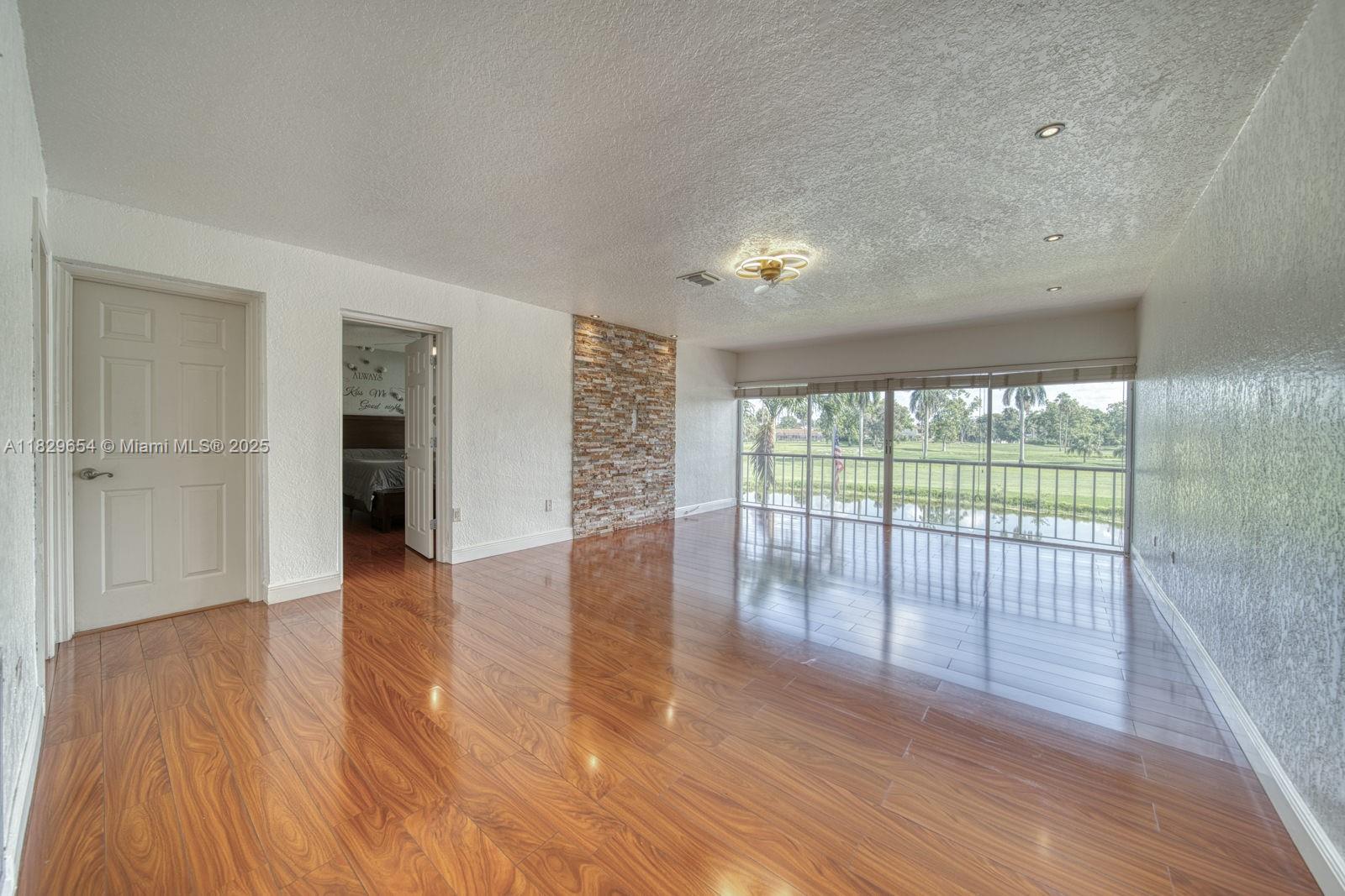6839 Brookline Dr #6839, Hialeah, Florida image 4