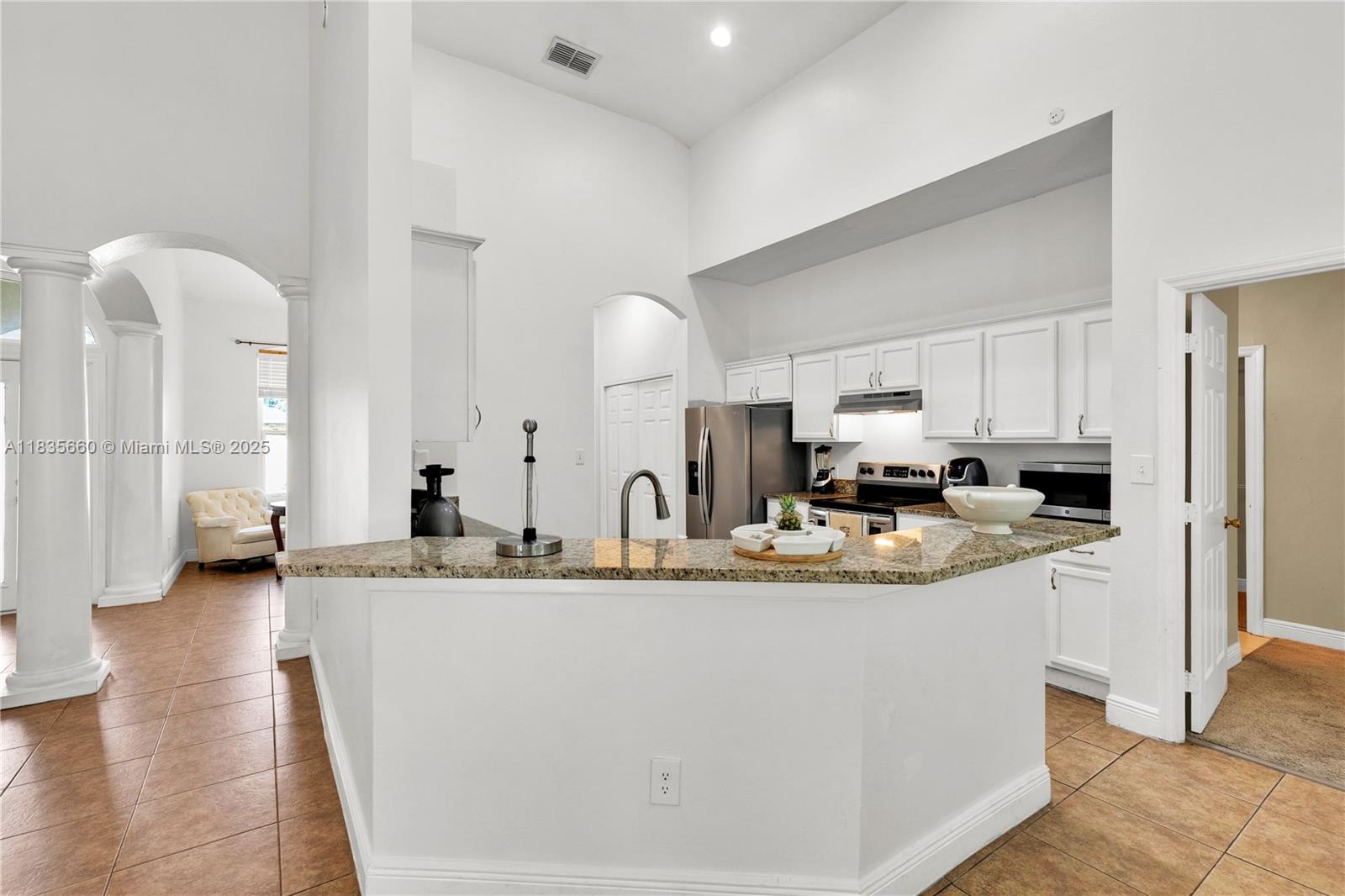 334 Colony St, Kissimmee, Florida image 1