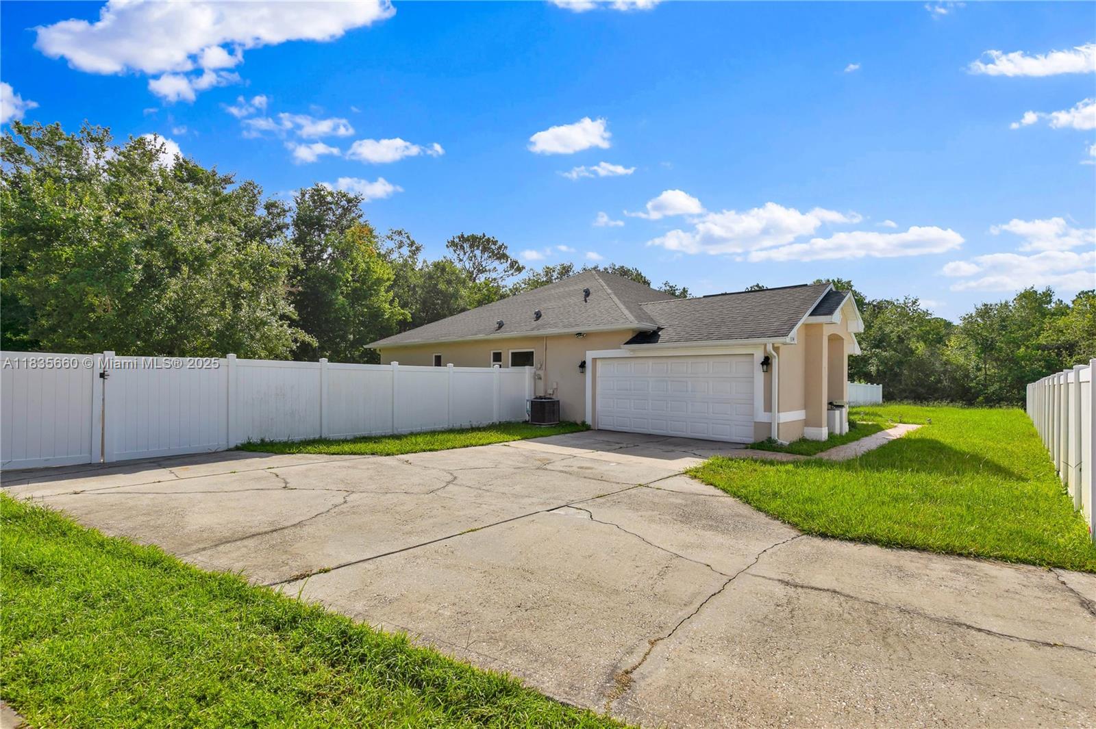 334 Colony St, Kissimmee, Florida image 10