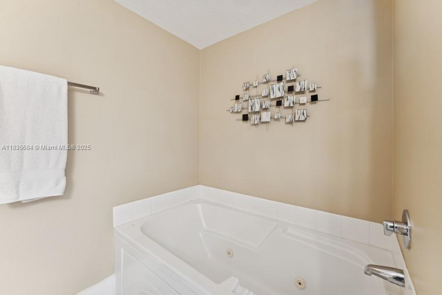 18100 N Bay Rd #1108, Sunny Isles Beach, Florida image 18