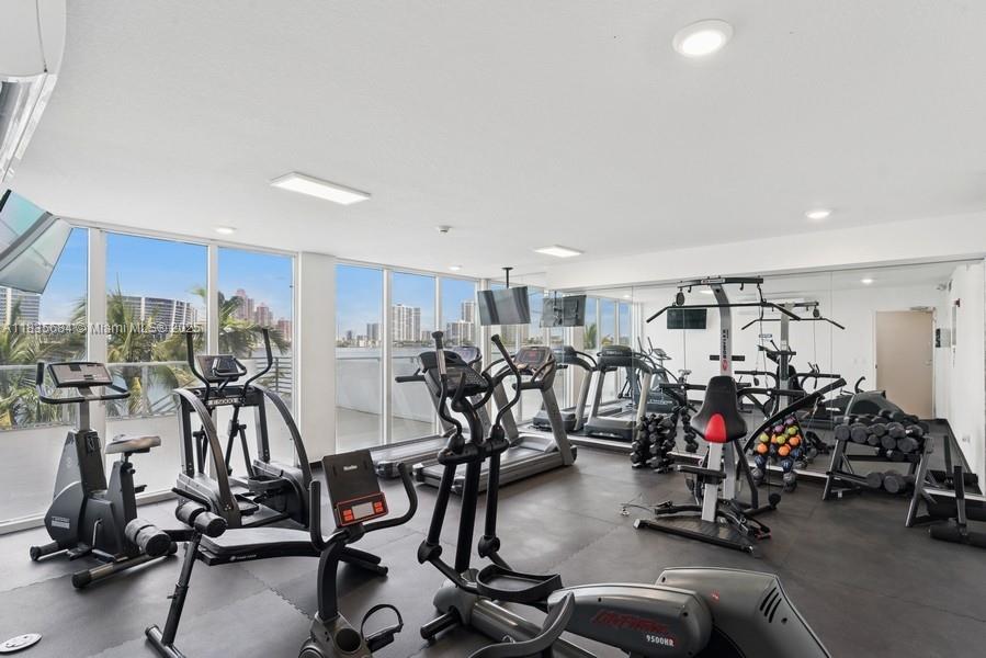 18100 N Bay Rd #1108, Sunny Isles Beach, Florida image 24