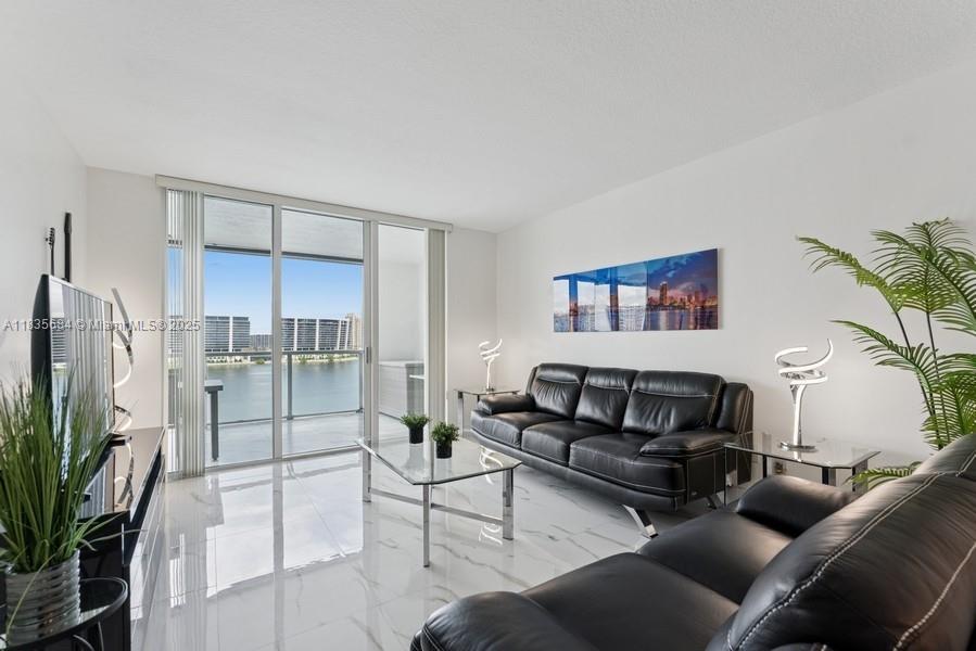 18100 N Bay Rd #1108, Sunny Isles Beach, Florida image 3