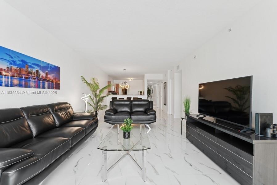 18100 N Bay Rd #1108, Sunny Isles Beach, Florida image 4