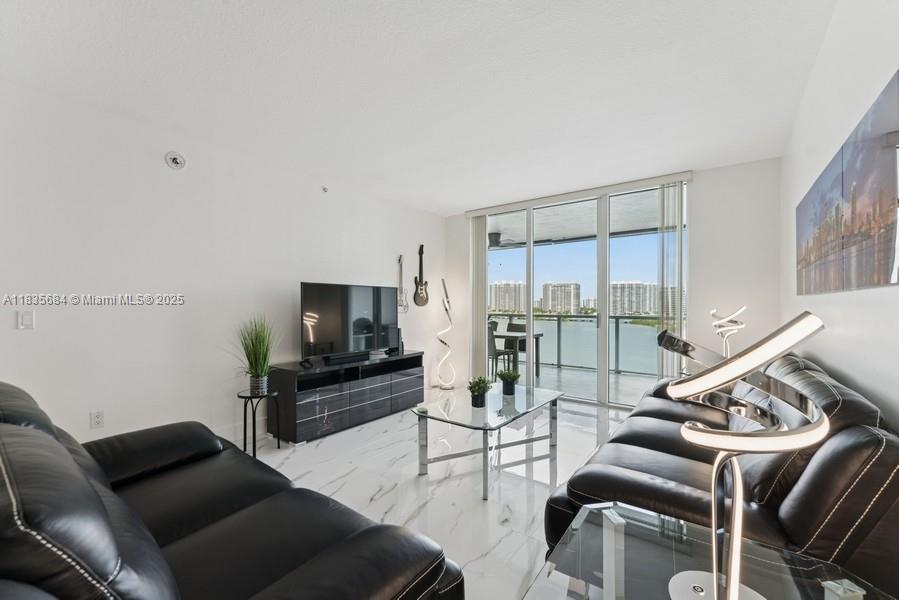 18100 N Bay Rd #1108, Sunny Isles Beach, Florida image 5