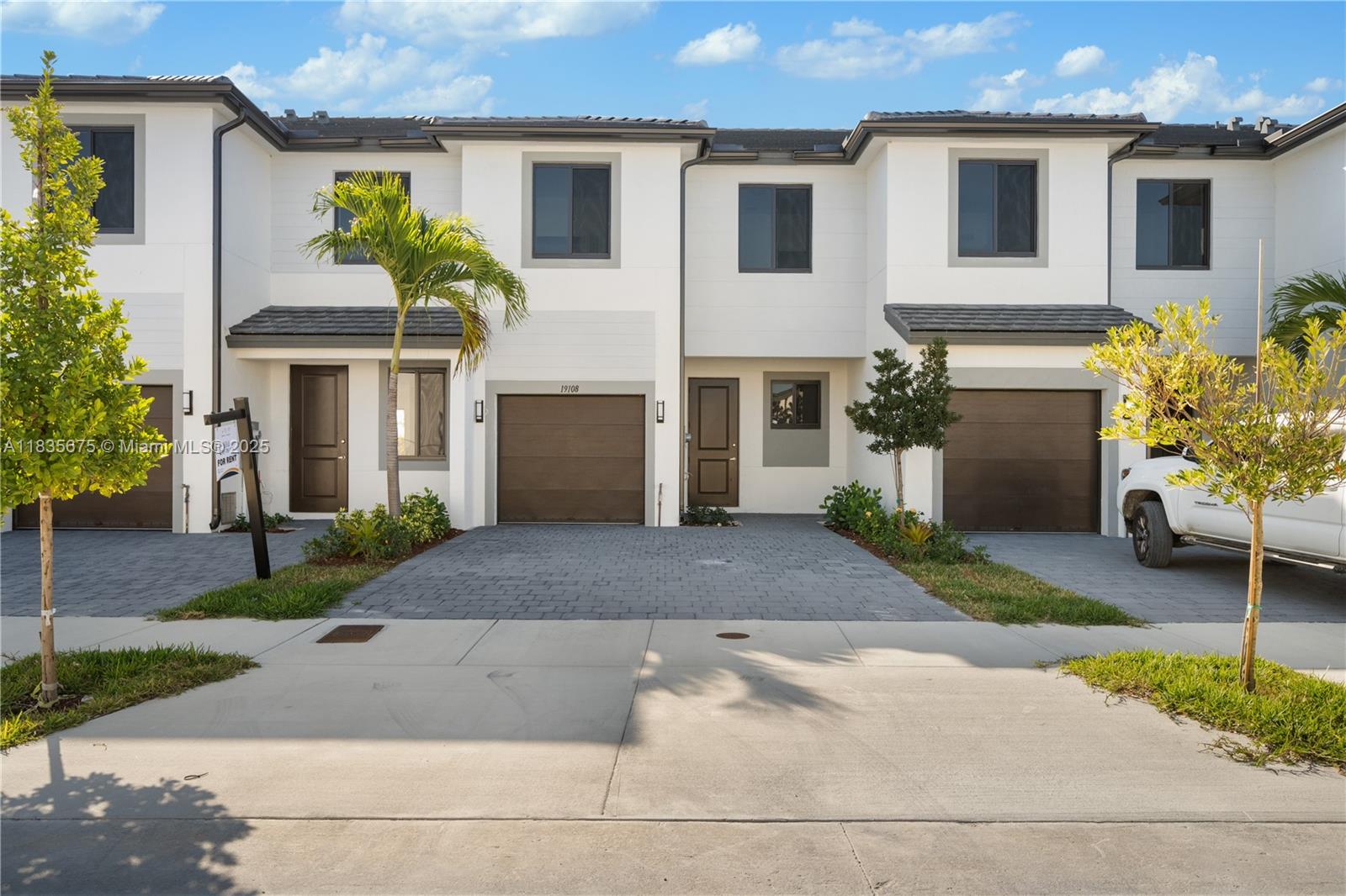 Property photo # 0