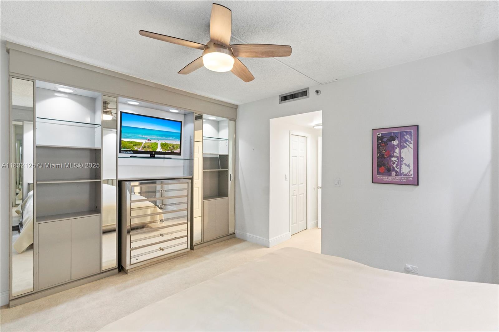 20191 E Country Club Dr #407, Aventura, Florida image 23