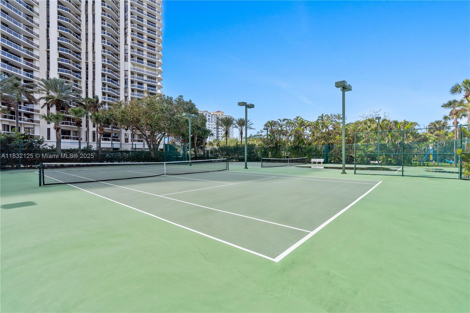 20191 E Country Club Dr #407, Aventura, Florida image 44