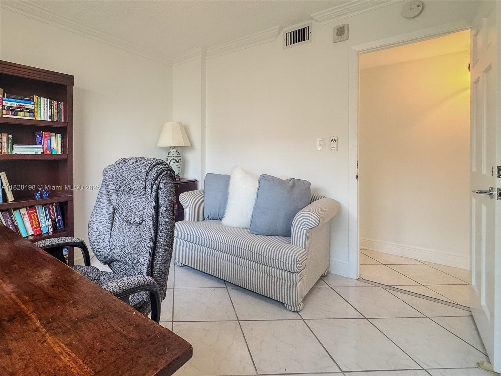 121 Golden Isles Dr #1107, Hallandale Beach, Florida image 16