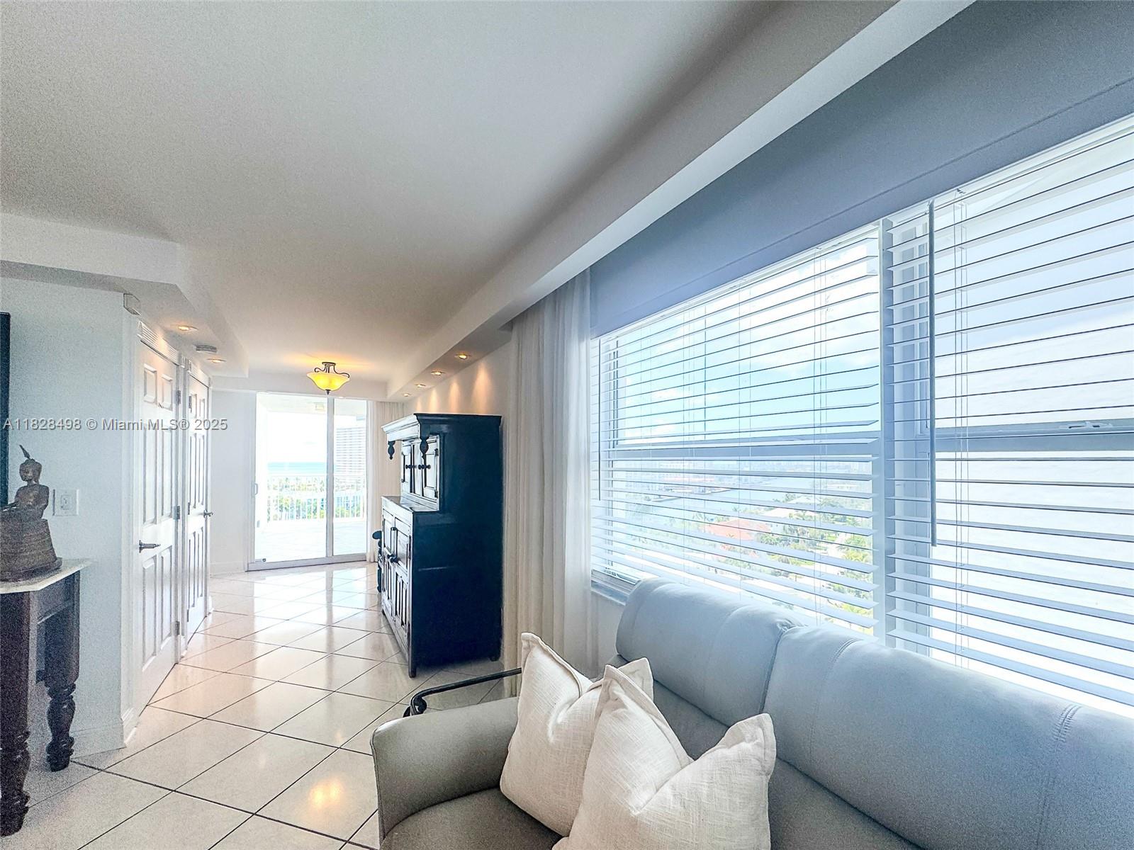 121 Golden Isles Dr #1107, Hallandale Beach, Florida image 17