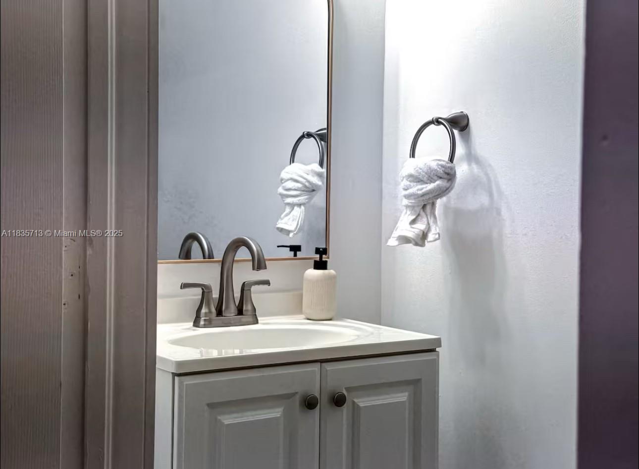 15441 SW 11th Ter, Miami, Florida image 23