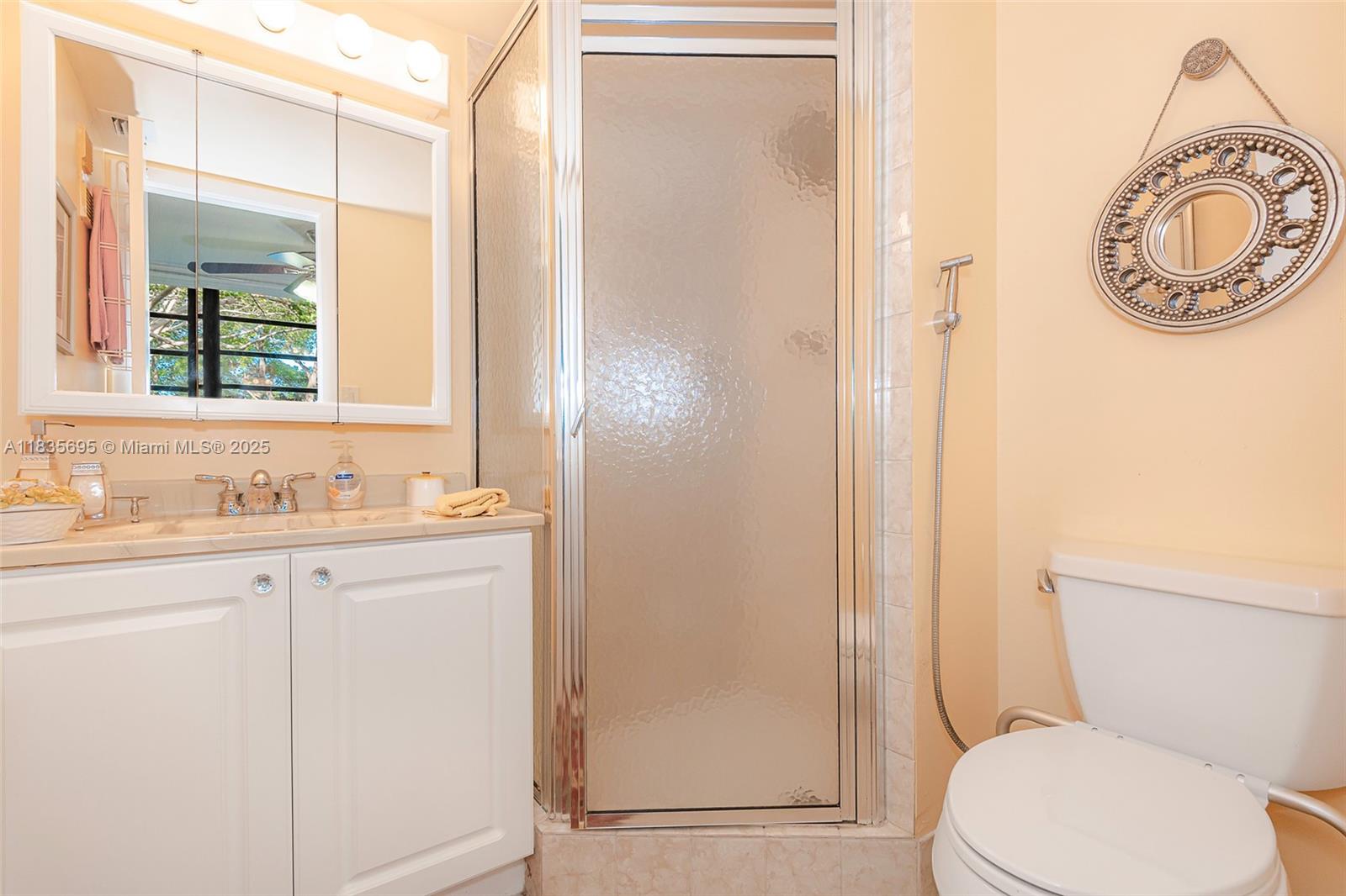 901 Colony Point Cir #107, Pembroke Pines, Florida image 15