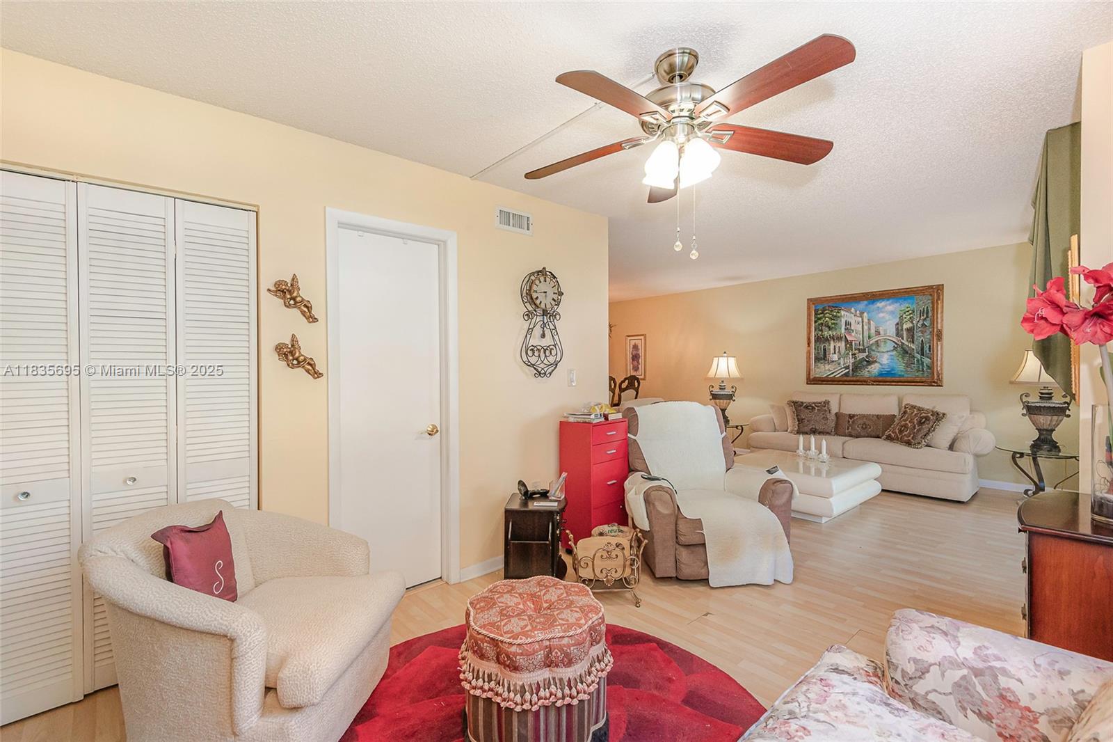 901 Colony Point Cir #107, Pembroke Pines, Florida image 5