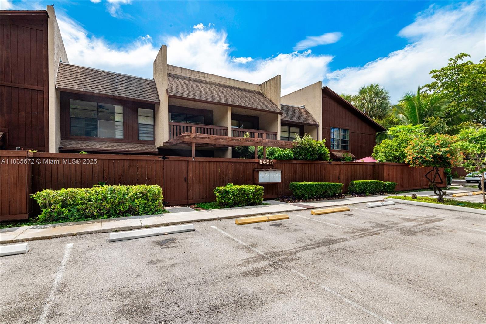 Snapper Village Condo Pha