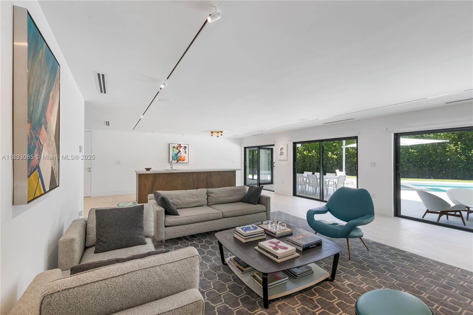 7180 E Lago Dr, Coral Gables, Florida image 23
