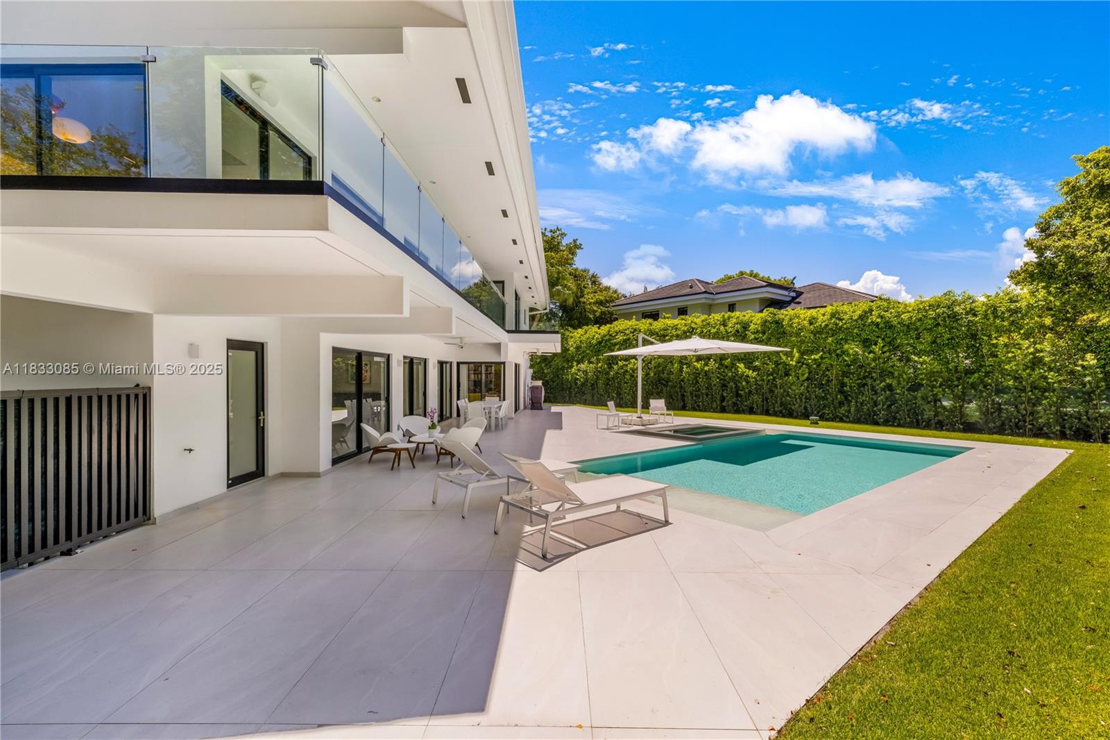 7180 E Lago Dr, Coral Gables, Florida image 26