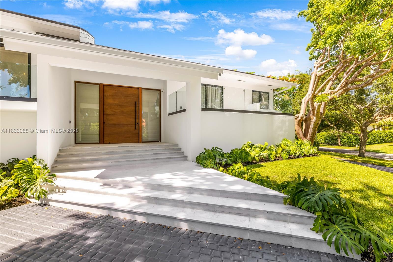 7180 E Lago Dr, Coral Gables, Florida image 31