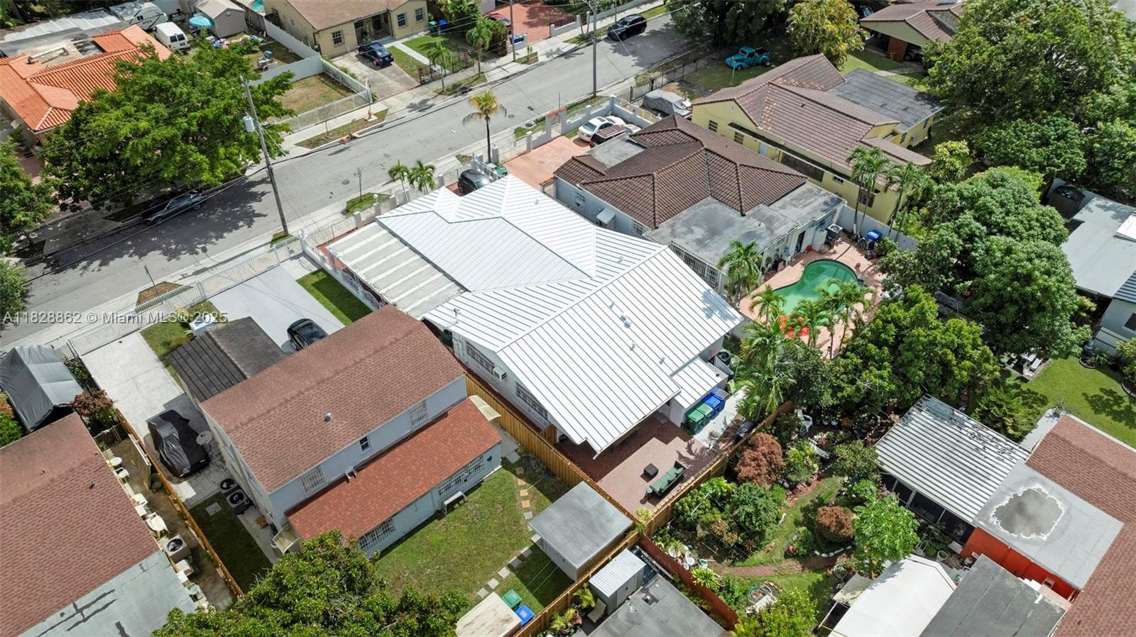 Residential, Miami, Florida image 16