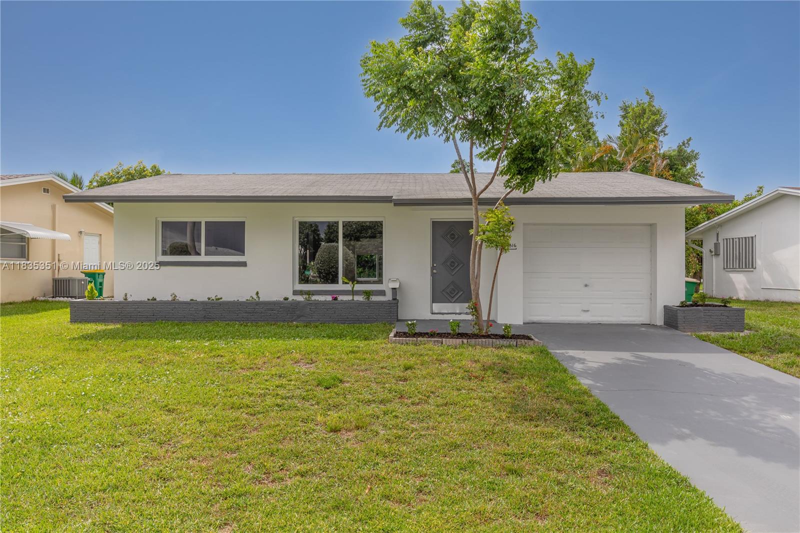 4516 Mainland Dr, Tamarac, Florida image 1