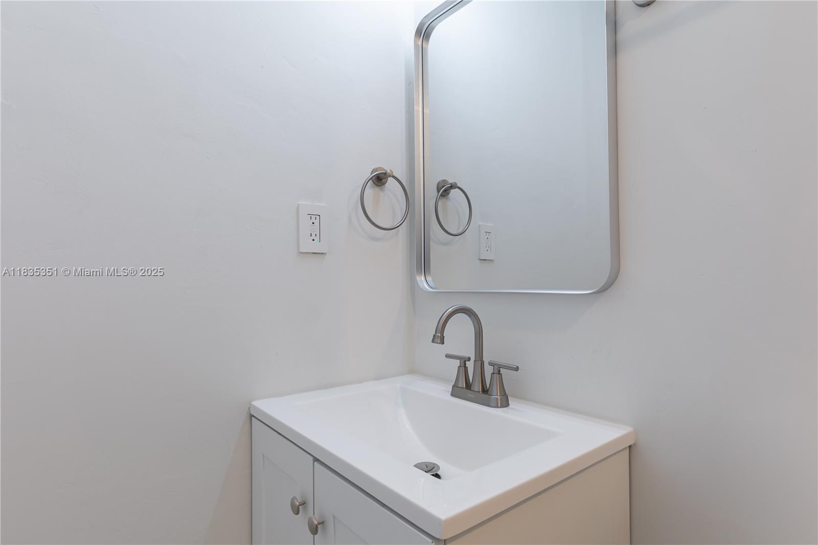 4516 Mainland Dr, Tamarac, Florida image 27