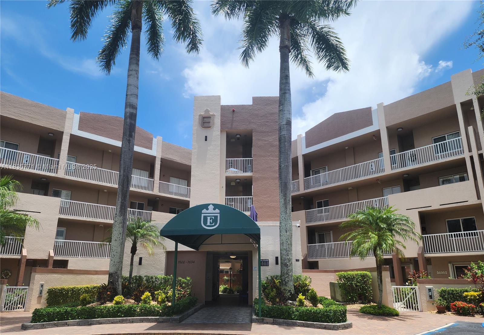 7694 Granville Dr #412E, Tamarac, Florida image 3