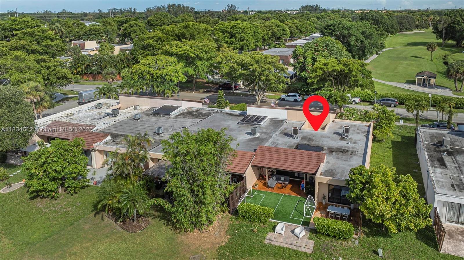 7441 Bay Hill Dr, Hialeah, Florida image 43