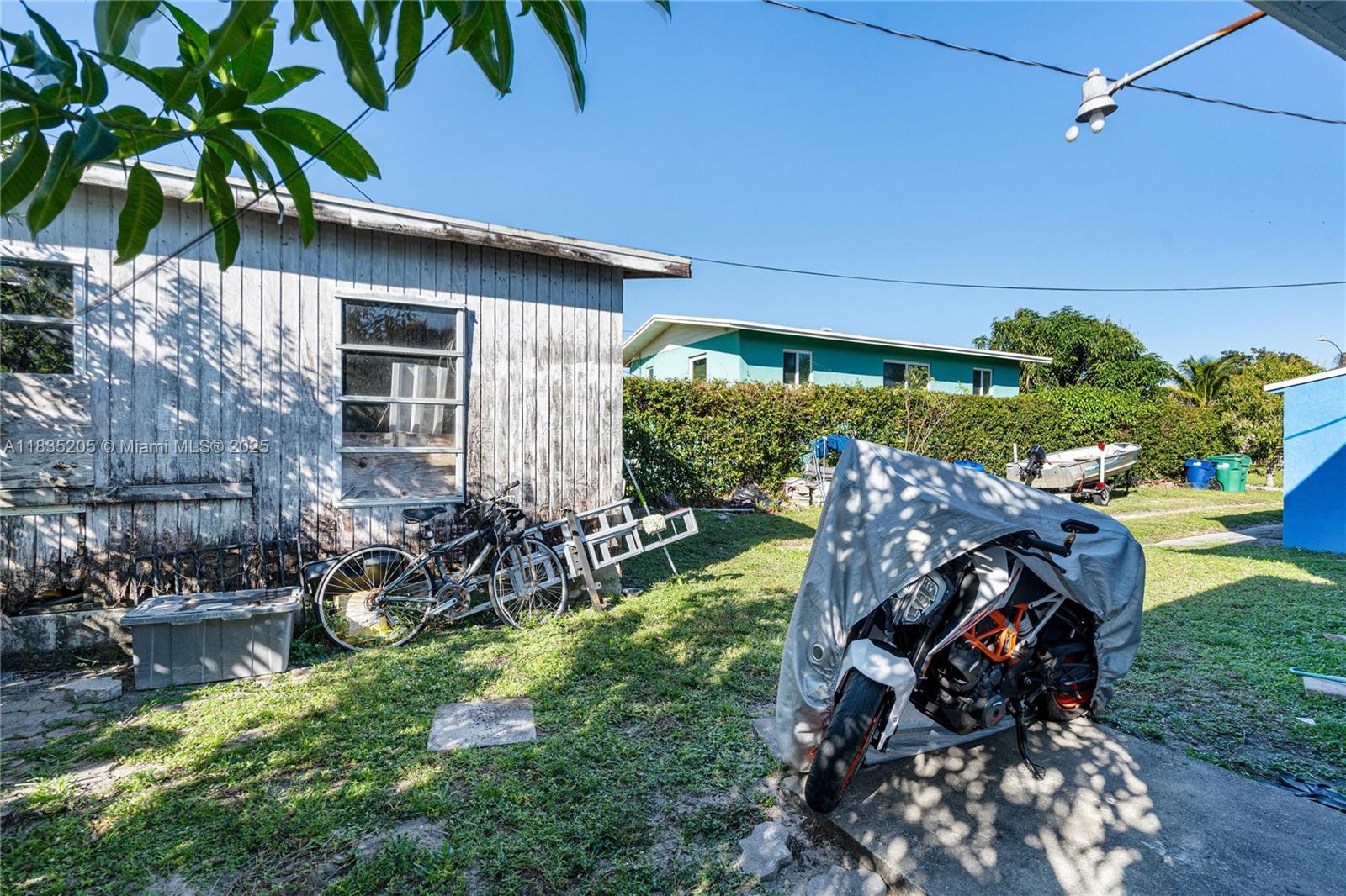 1300 NE 203rd St, Miami, Florida image 31