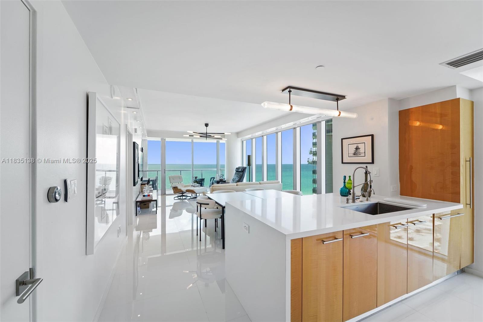 Condo for Rent in Miami Beach, FL