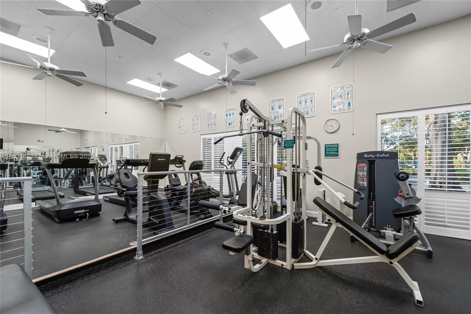653 NW San Remo Cir, Port St. Lucie, Florida image 39
