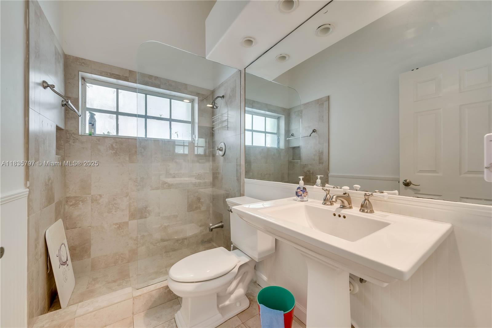 1174 Laguna Springs Dr, Weston, Florida image 20