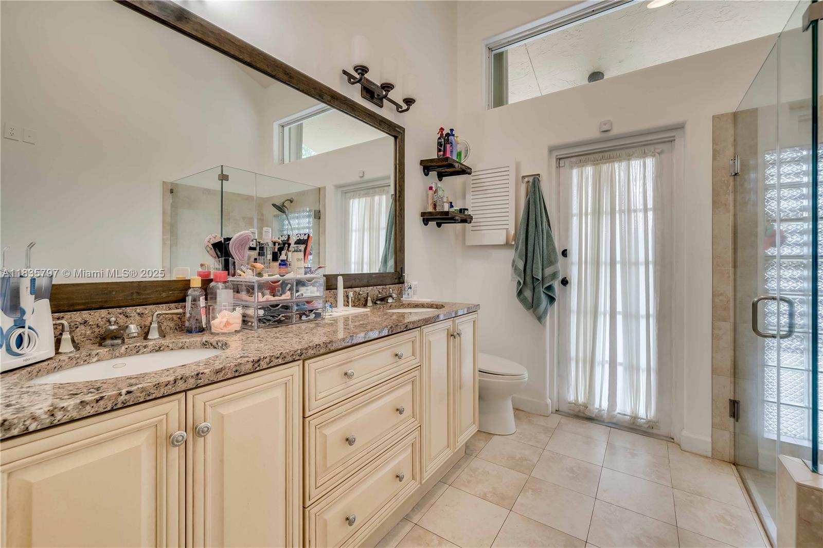 1174 Laguna Springs Dr, Weston, Florida image 23