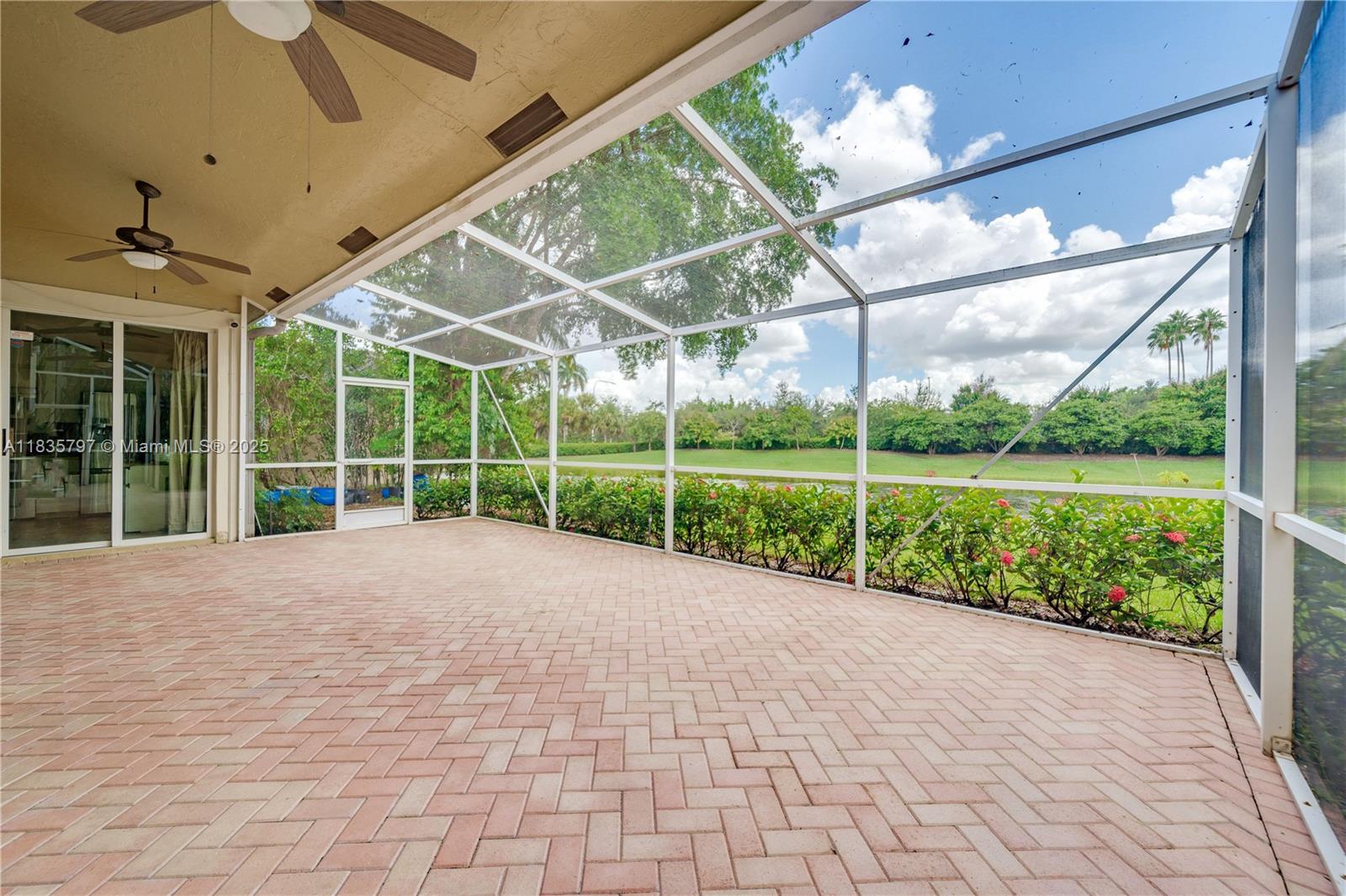 1174 Laguna Springs Dr, Weston, Florida image 26