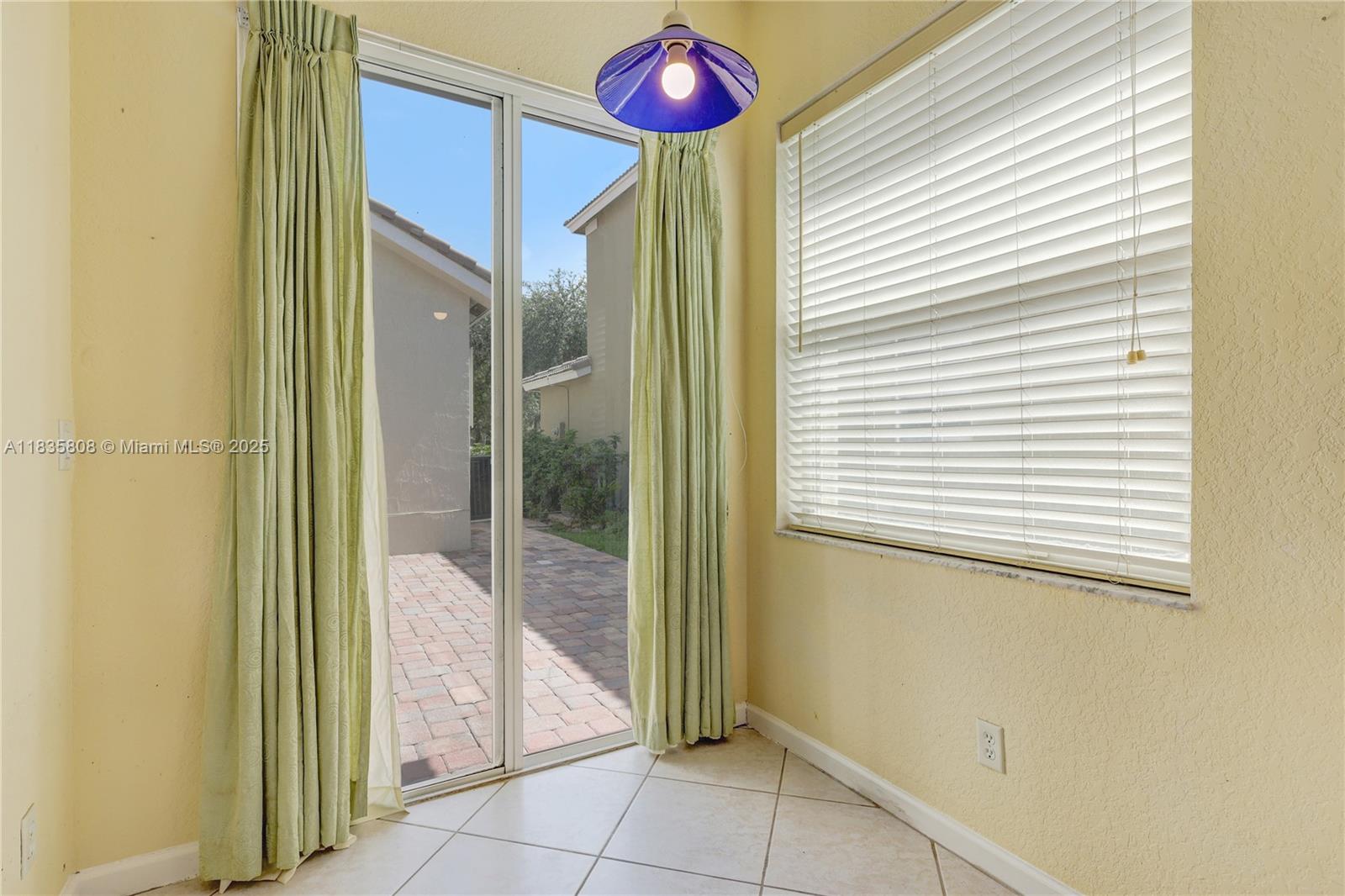 Residential, Miramar, Florida image 23